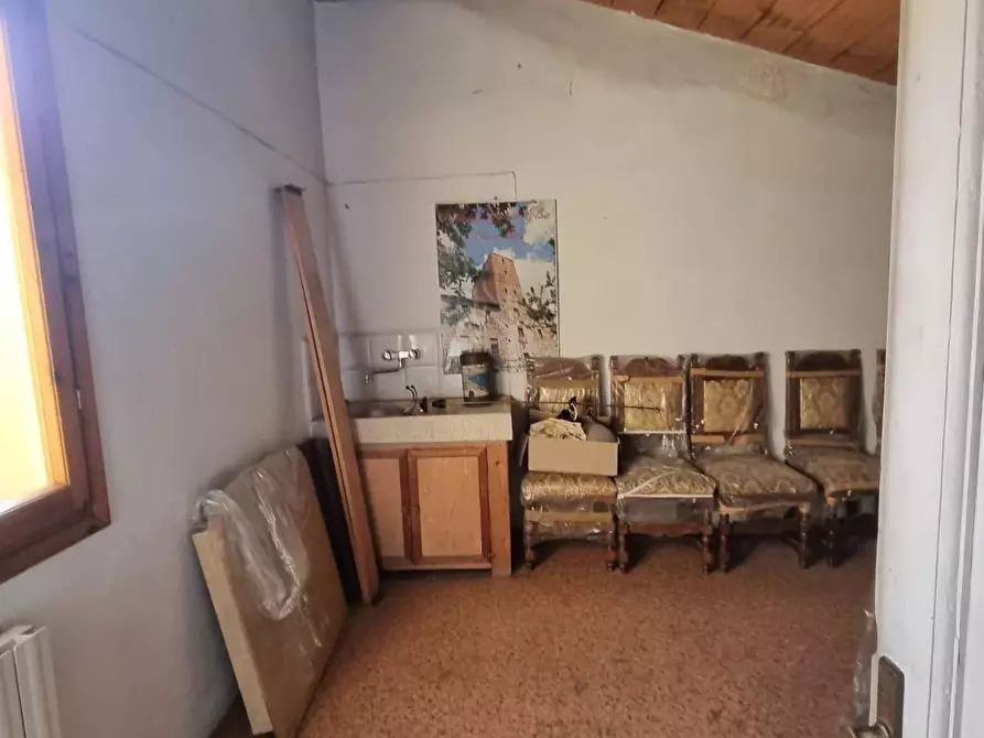 Immagine 10 di Mansarda in vendita  a Colle Di Val D'elsa