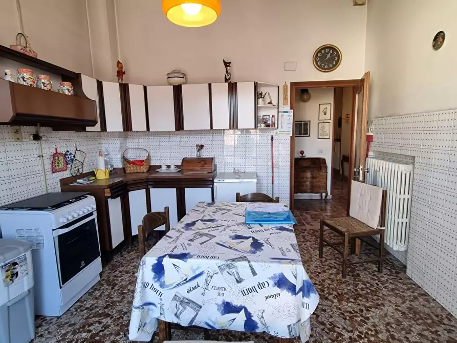 Immagine 3 di Mansarda in vendita  a Colle Di Val D'elsa