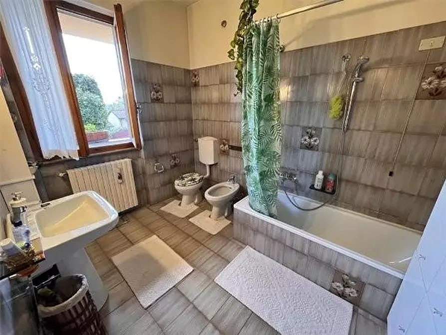 Immagine 29 di Casa bifamiliare in vendita  a Forte Dei Marmi