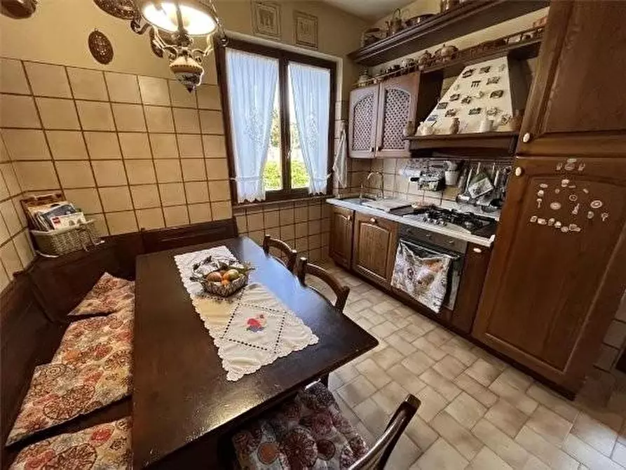 Immagine 17 di Casa bifamiliare in vendita  a Forte Dei Marmi