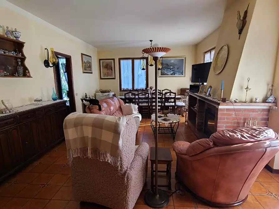 Immagine 11 di Casa bifamiliare in vendita  a Forte Dei Marmi