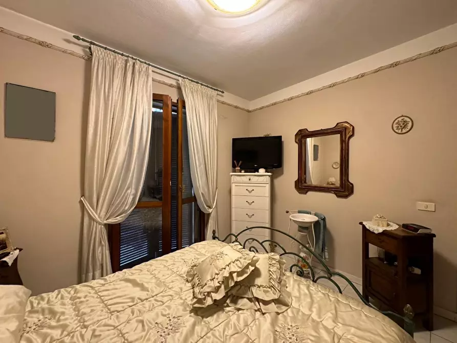 Immagine 5 di Villetta a schiera in vendita  a Seravezza