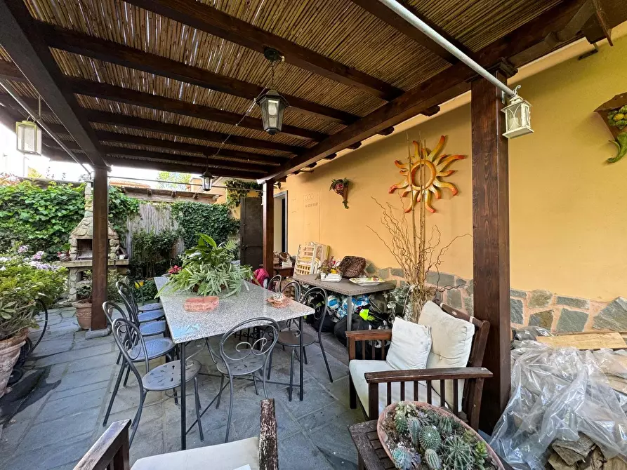 Immagine 19 di Villetta a schiera in vendita  a Seravezza