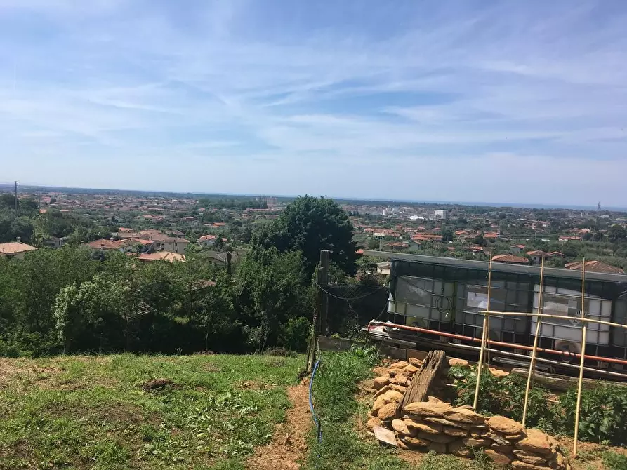Immagine 18 di Casa indipendente in vendita  a Pietrasanta