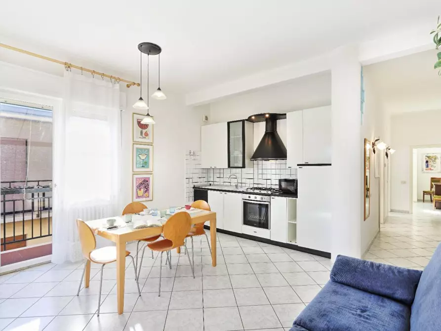 Immagine 2 di Appartamento in affitto  a San Vincenzo