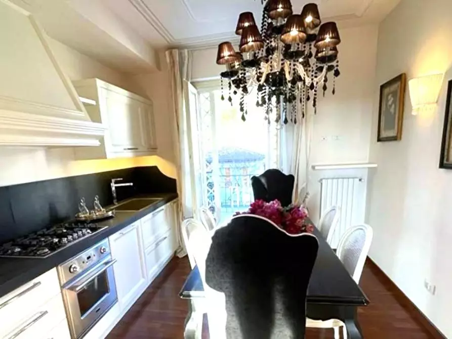 Immagine 7 di Appartamento in vendita  a Massa