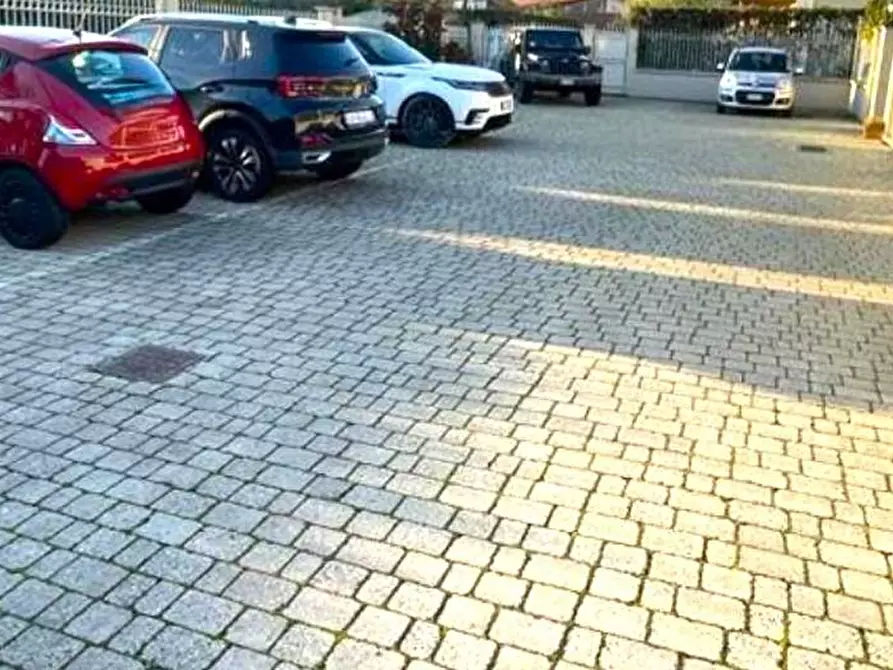 Immagine 18 di Appartamento in vendita  a Massa