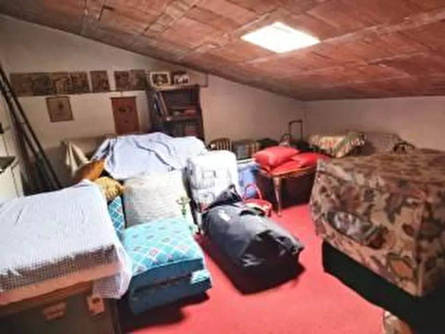 Immagine 26 di Appartamento in vendita  a Camaiore