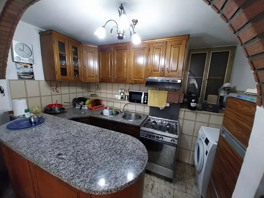 Immagine 3 di Porzione di casa in vendita  a Calci