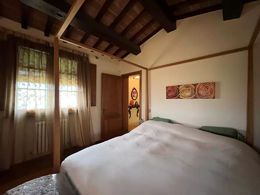 Immagine 32 di Casa colonica in vendita  a Cerreto Guidi