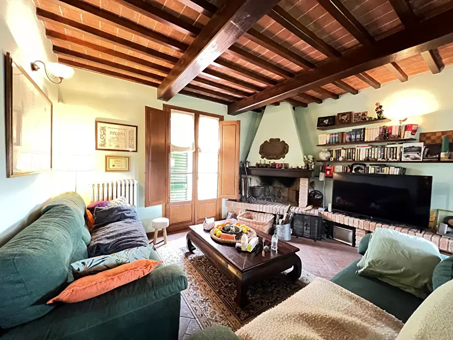 Immagine 21 di Casa colonica in vendita  a Cerreto Guidi