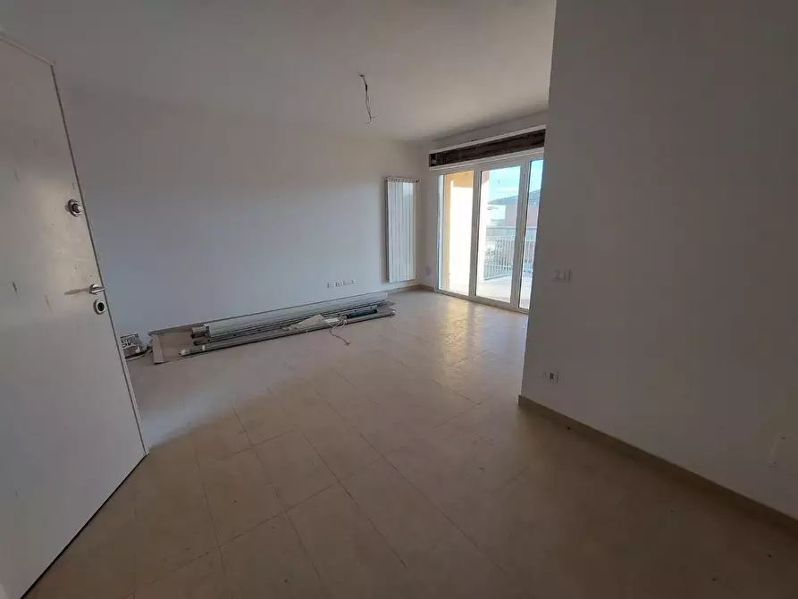 Immagine 6 di Appartamento in vendita  a Castelnuovo Magra