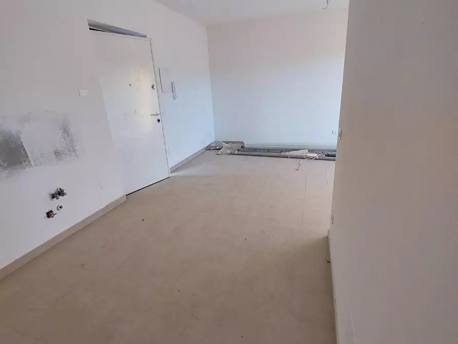 Immagine 9 di Appartamento in vendita  a Castelnuovo Magra