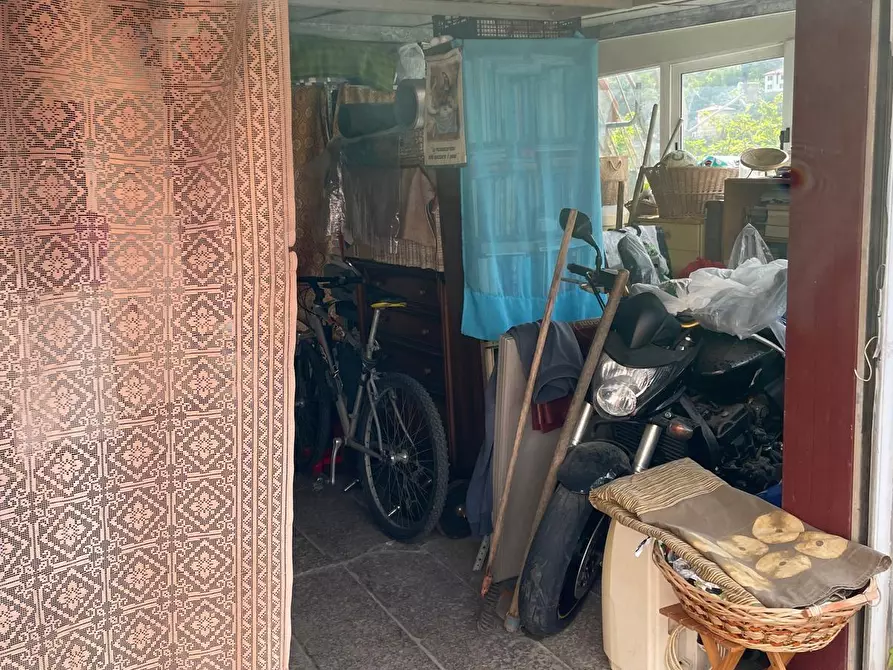 Immagine 15 di Porzione di casa in vendita  a Carrara