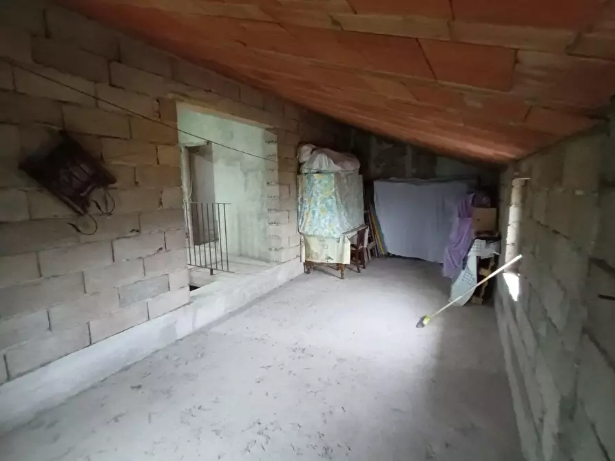 Immagine 9 di Terratetto in vendita  a Bagni Di Lucca