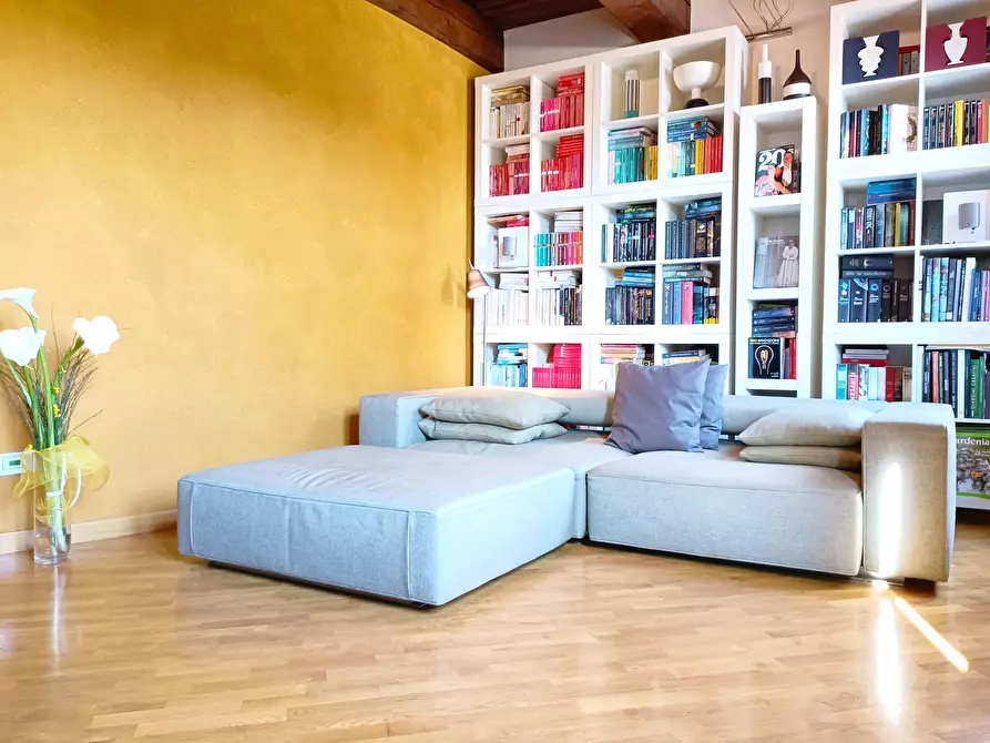 Immagine 9 di Appartamento in vendita  a Montelupo Fiorentino