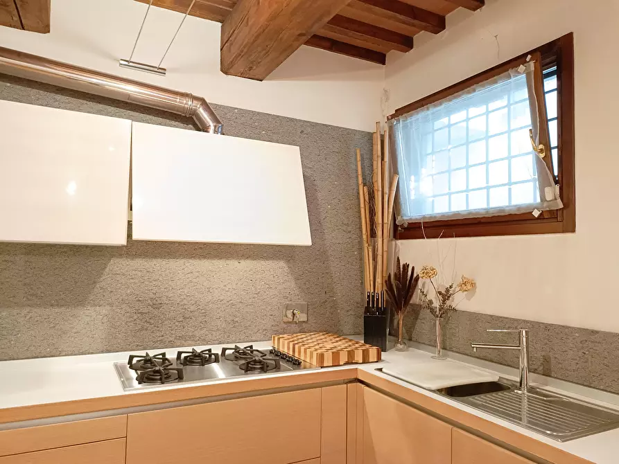 Immagine 18 di Appartamento in vendita  a Montelupo Fiorentino