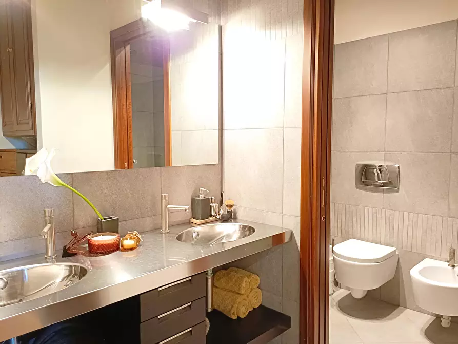 Immagine 38 di Appartamento in vendita  a Montelupo Fiorentino