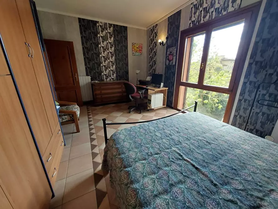 Immagine 42 di Casa colonica in vendita  a Pontedera