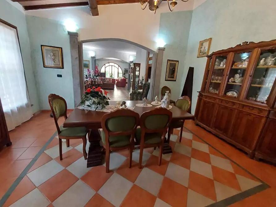 Immagine 8 di Casa colonica in vendita  a Pontedera