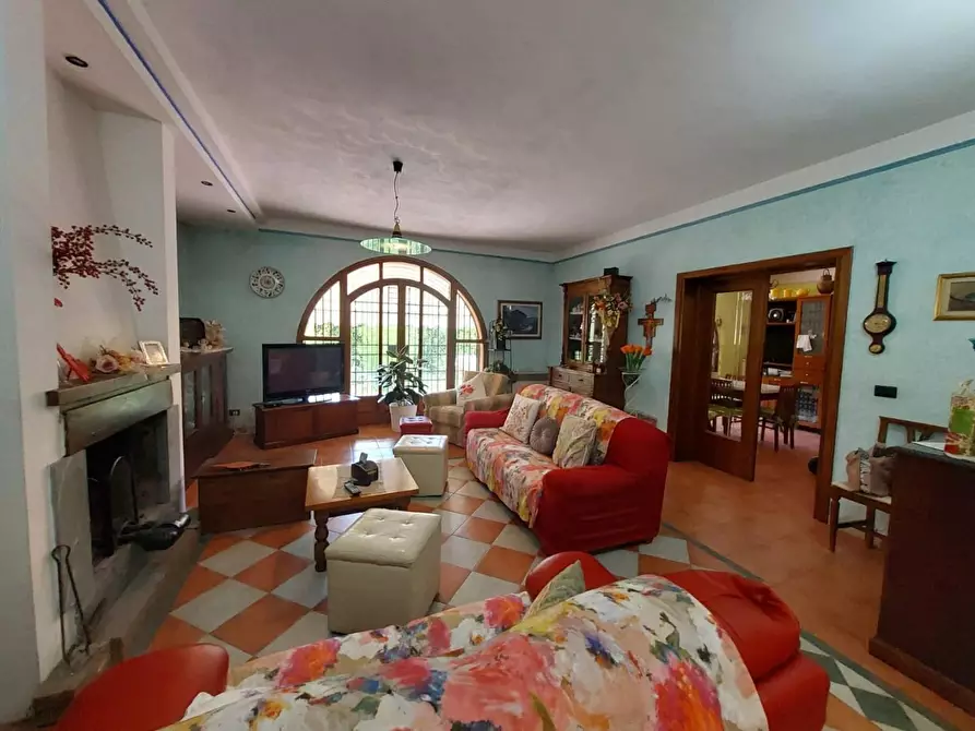 Immagine 16 di Casa colonica in vendita  a Pontedera