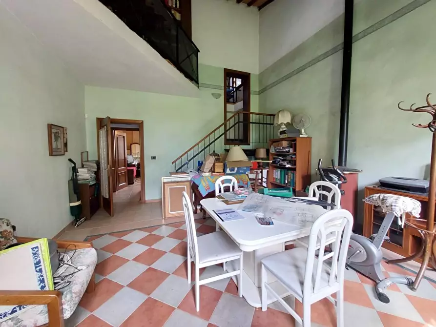 Immagine 45 di Casa colonica in vendita  a Pontedera