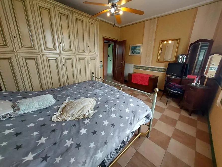 Immagine 43 di Casa colonica in vendita  a Pontedera