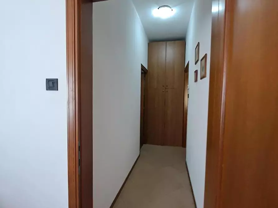 Immagine 30 di Appartamento in vendita  a Livorno