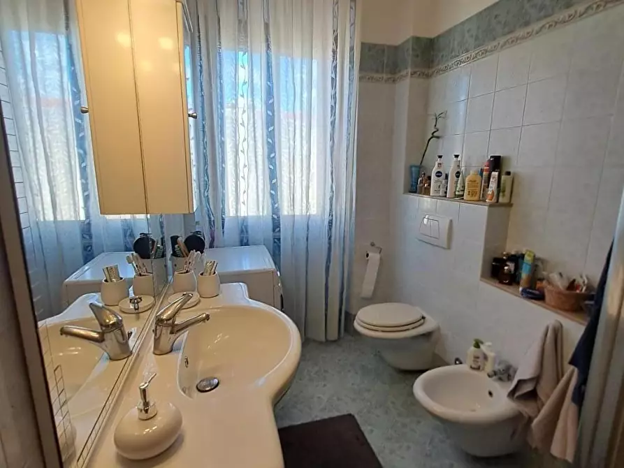 Immagine 35 di Appartamento in vendita  a Livorno