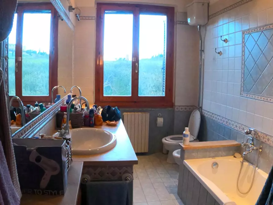 Immagine 22 di Villa in vendita  a Poggibonsi