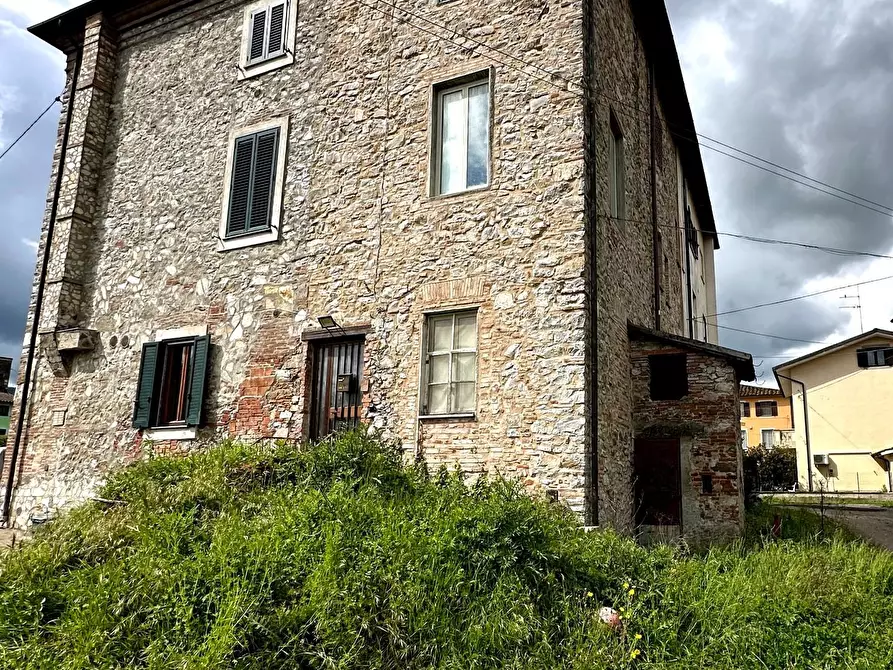 Immagine 2 di Terratetto in vendita  a Lucca