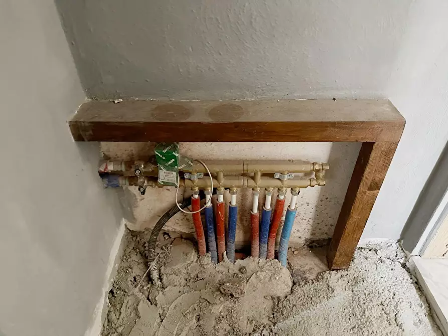 Immagine 17 di Terratetto in vendita  a Lucca