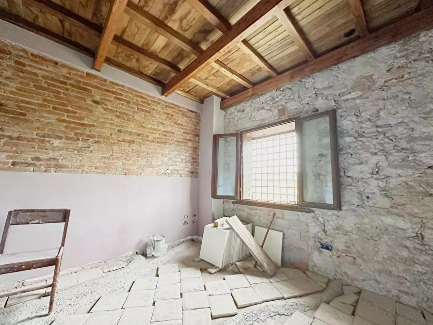 Immagine 12 di Terratetto in vendita  a Lucca