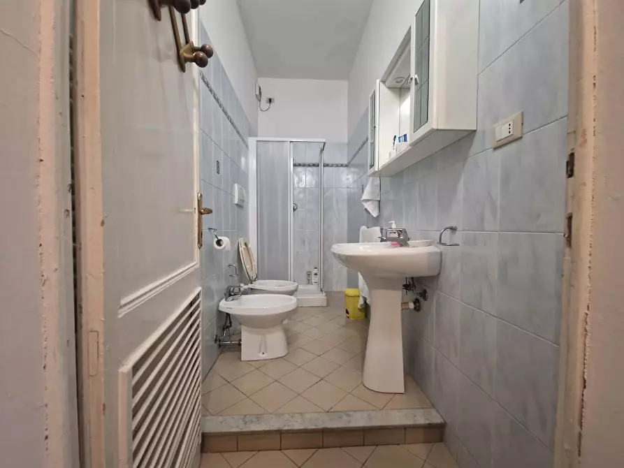 Immagine 5 di Appartamento in affitto  a Rosignano Marittimo