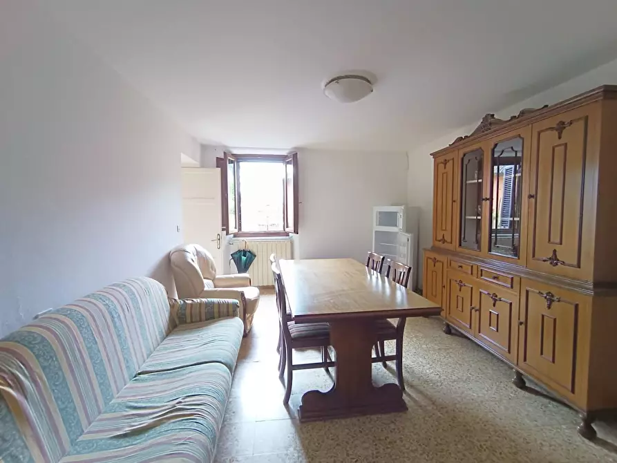 Immagine 1 di Appartamento in vendita  a Gallicano