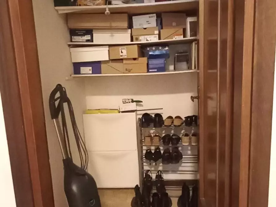 Immagine 18 di Appartamento in vendita  a Carrara