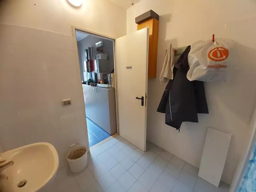 Immagine 8 di Attività artigianale in vendita  a Ponsacco