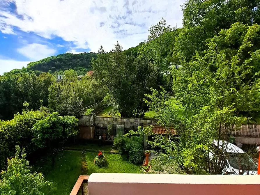 Immagine 13 di Appartamento in vendita  a Carrara