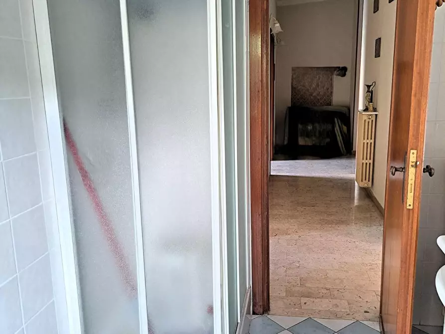 Immagine 18 di Appartamento in vendita  a Carrara