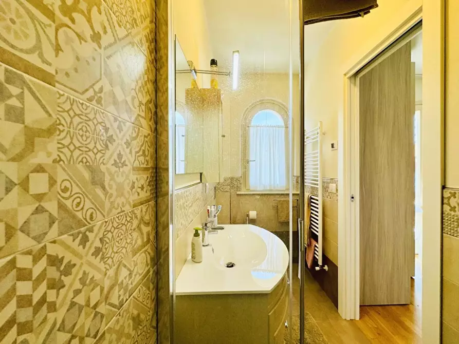 Immagine 26 di Villetta a schiera in vendita  a Pietrasanta