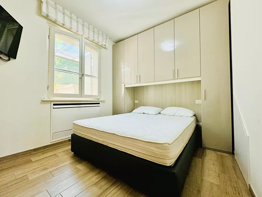 Immagine 13 di Villetta a schiera in vendita  a Pietrasanta