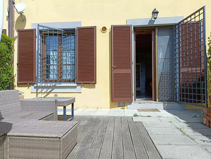 Immagine 13 di Appartamento in vendita  a Montelupo Fiorentino