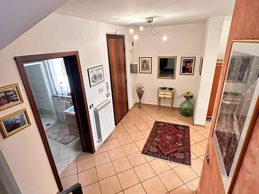 Immagine 6 di Casa bifamiliare in vendita  a Cascina