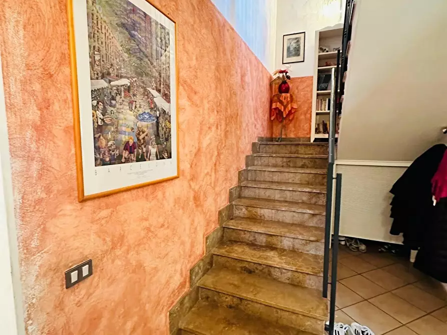 Immagine 5 di Casa bifamiliare in vendita  a Cascina