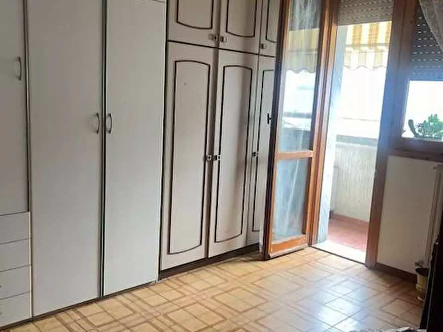 Immagine 5 di Appartamento in vendita  a Carrara