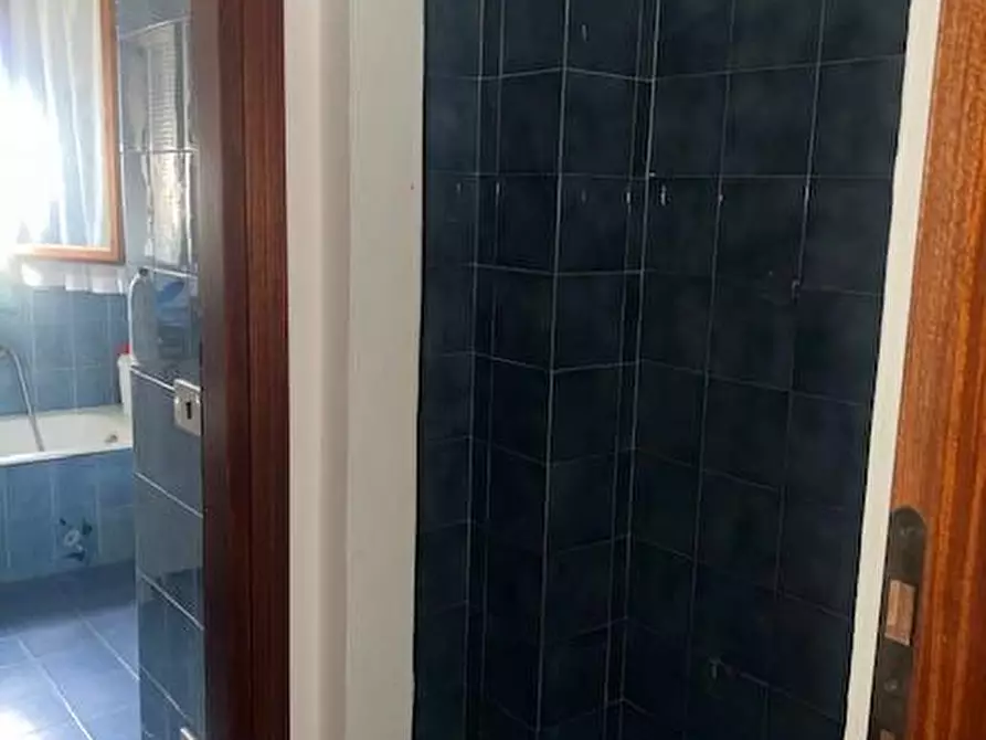 Immagine 10 di Appartamento in vendita  a Carrara