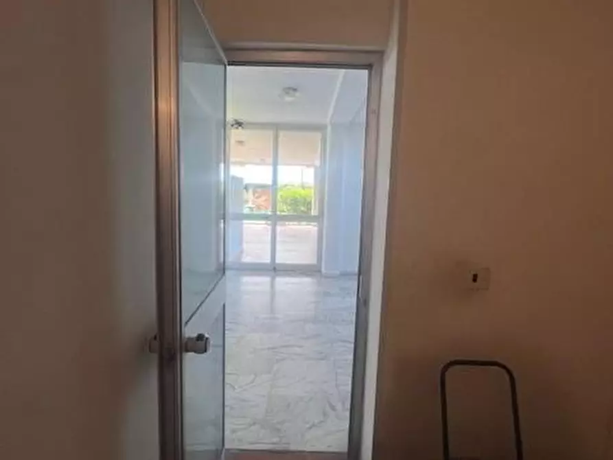 Immagine 15 di Appartamento in vendita  a Carrara