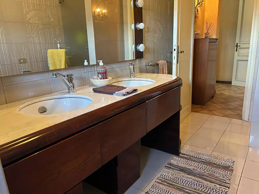 Immagine 16 di Mansarda in vendita  a Empoli