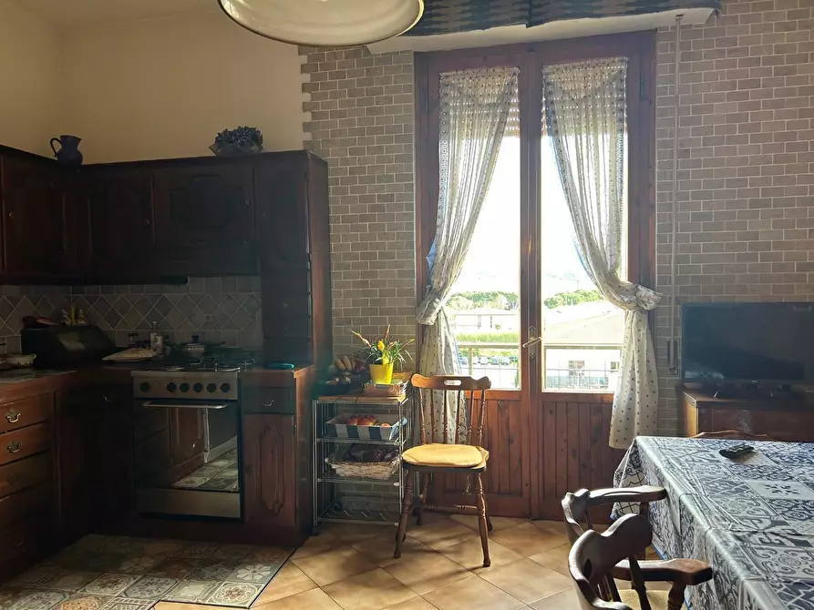 Immagine 25 di Mansarda in vendita  a Empoli