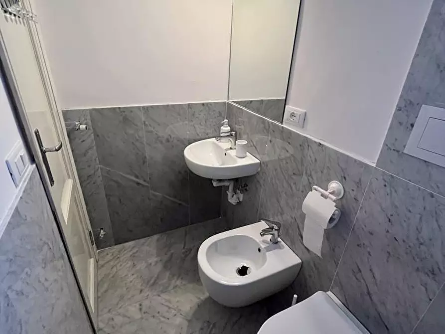 Immagine 16 di Villa in affitto  a Forte Dei Marmi